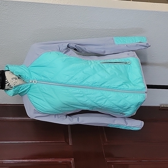𝅺CALVIN Klein performance Activewear jacket size medium - Picture 1 of 6